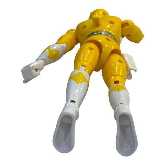 1994 Mighty Morphin Power Rangers Karate Choppin' Yellow Ranger Action Figure 8” - Picture 8 of 9